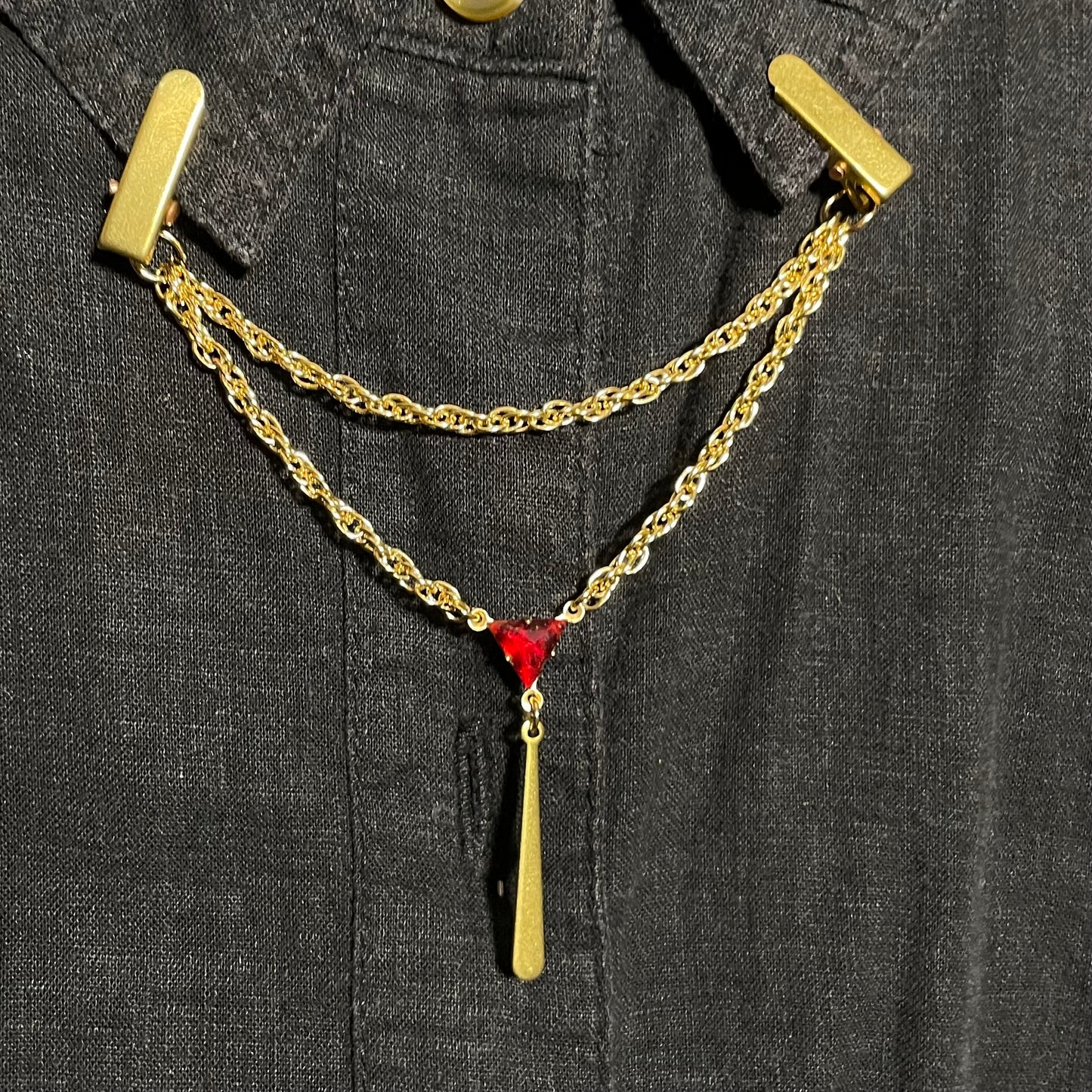 Red reign clip chain