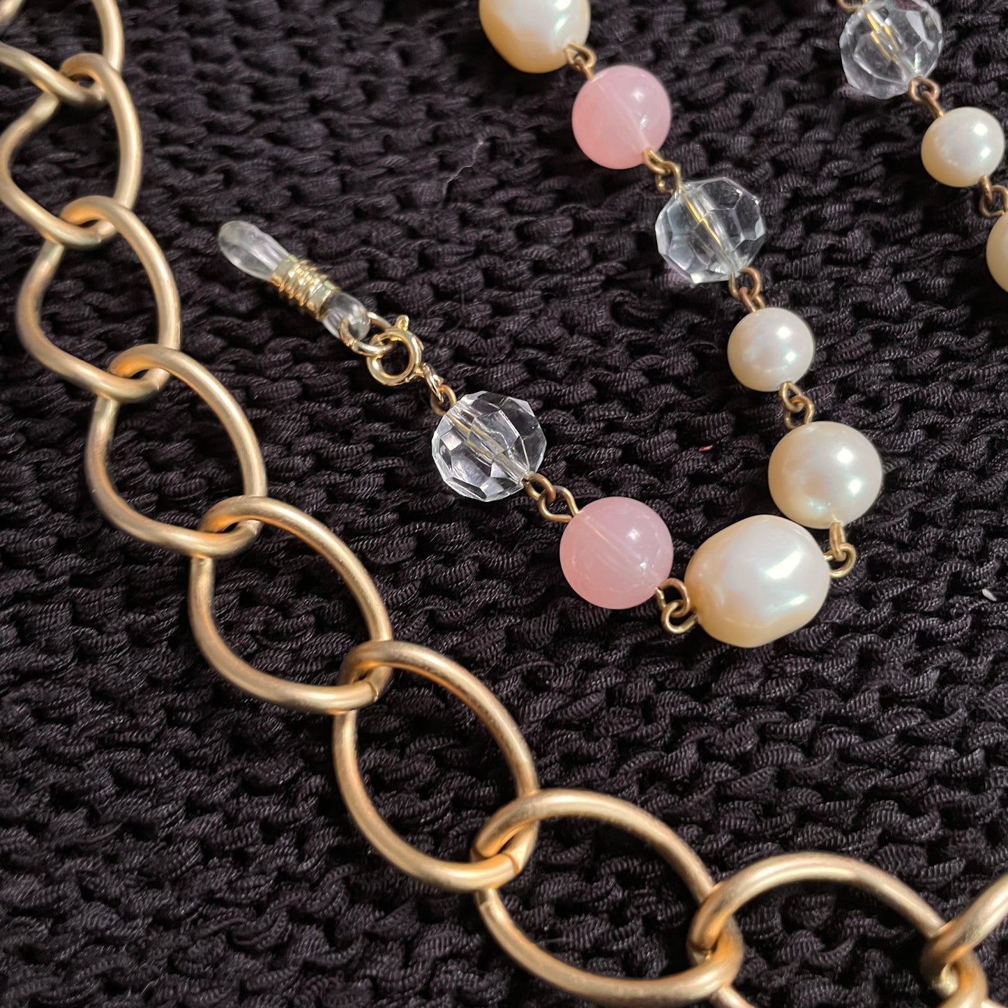pink & pearl eyeglass chain