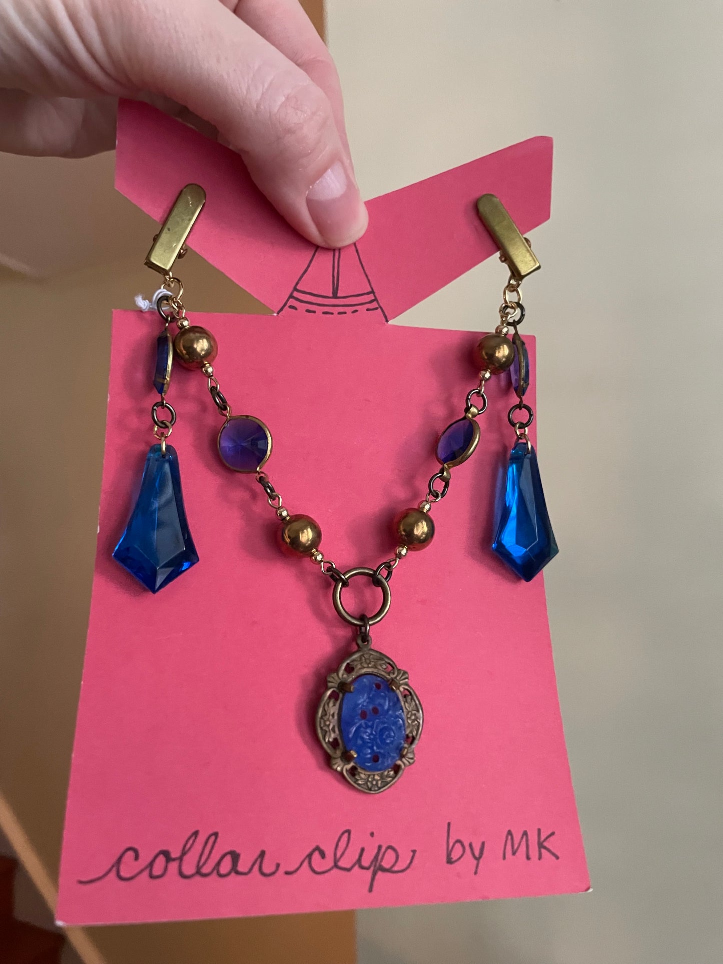 Regal blue clip chain