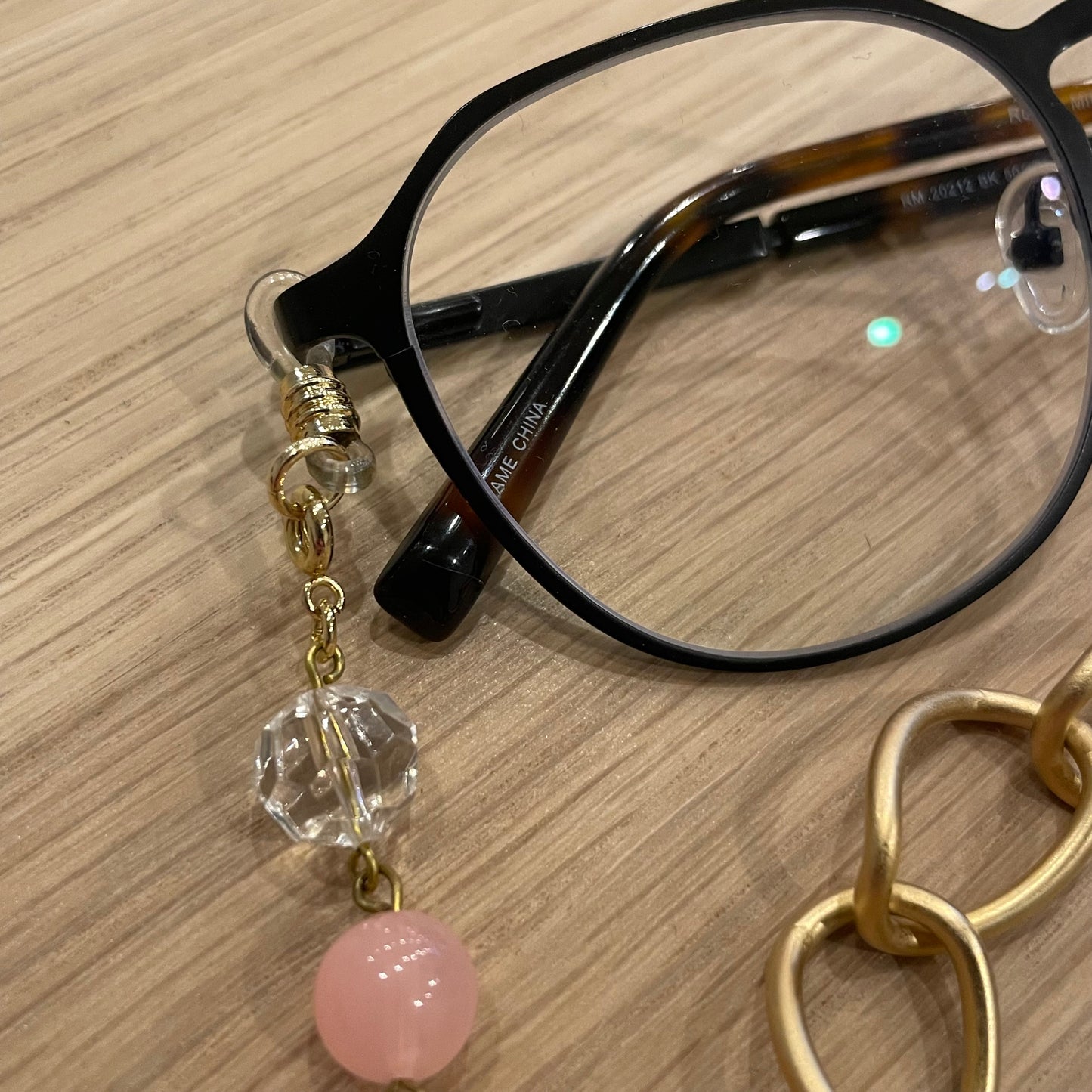 pink & pearl eyeglass chain