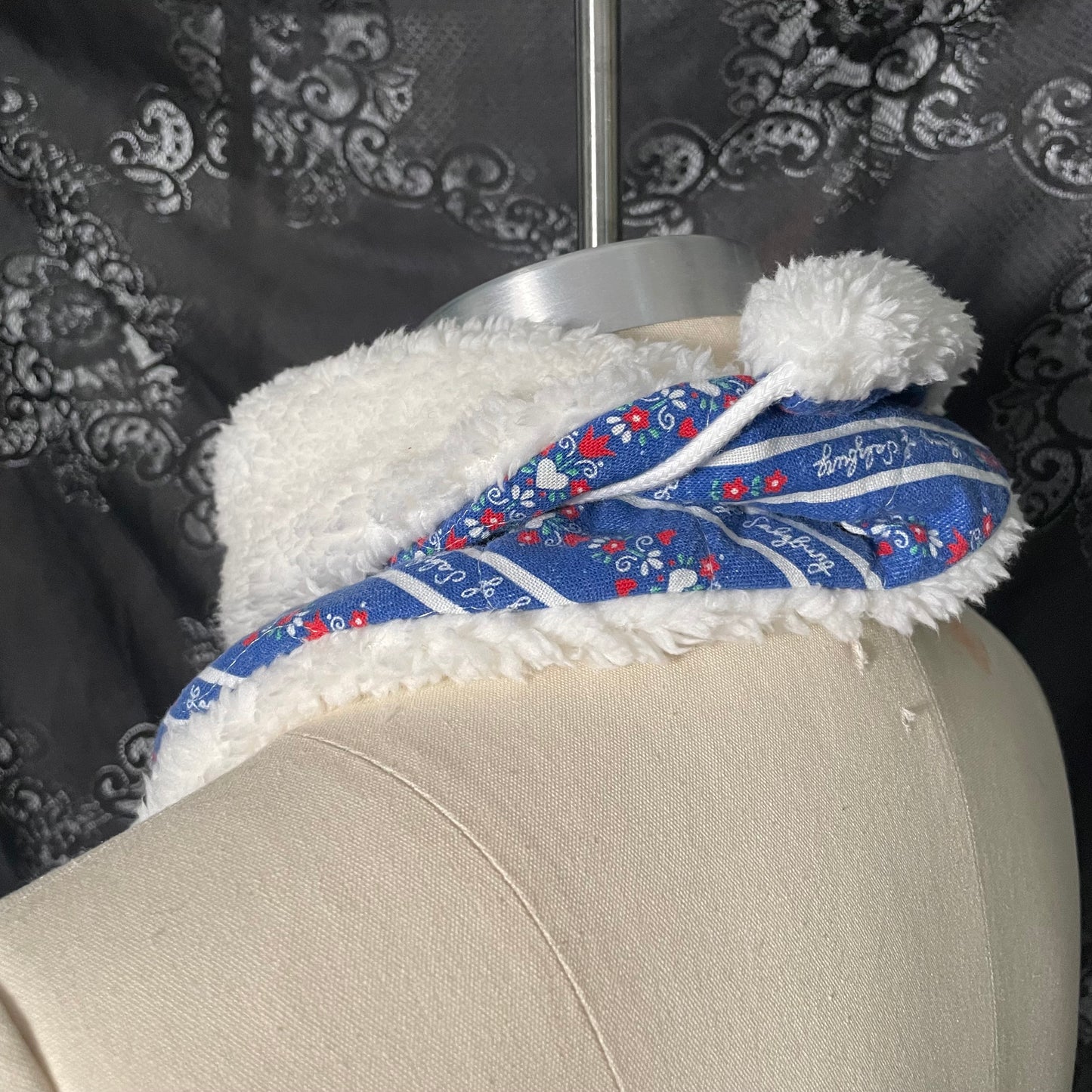 Cozy quilted triangle scarf