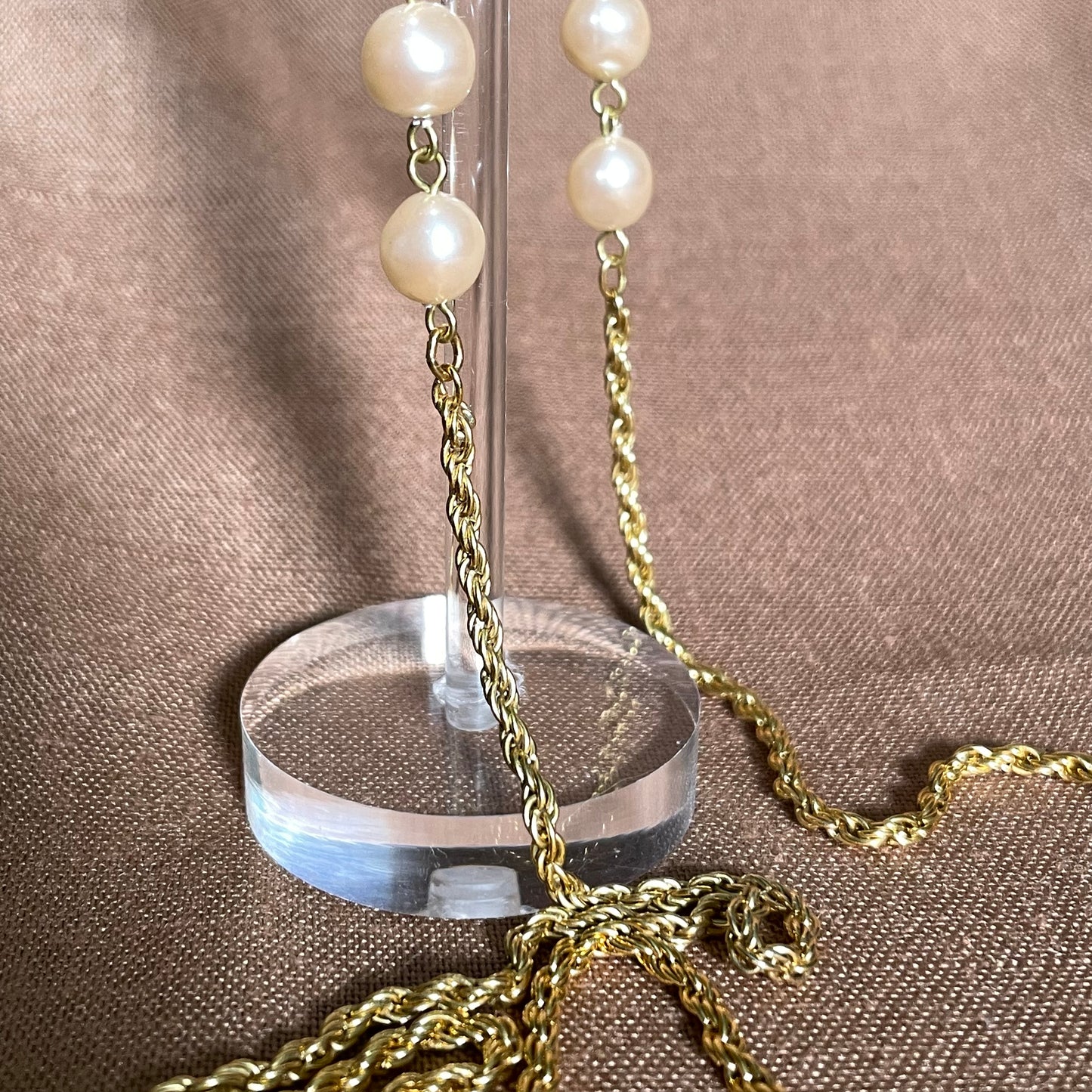 Pearl twist eyeglass chain