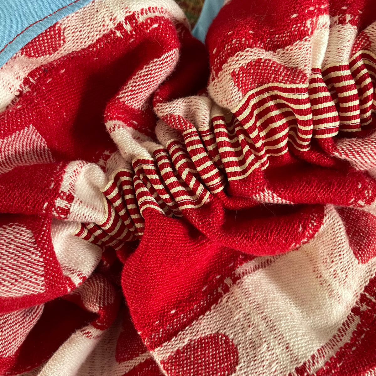 Heart Ruffle Collar