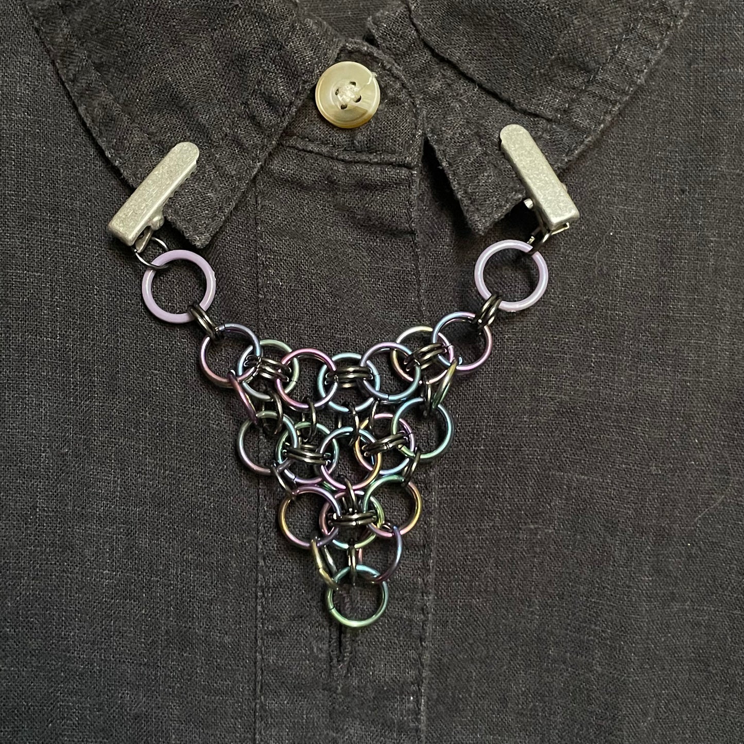 Oil slick chainmaille collar chain
