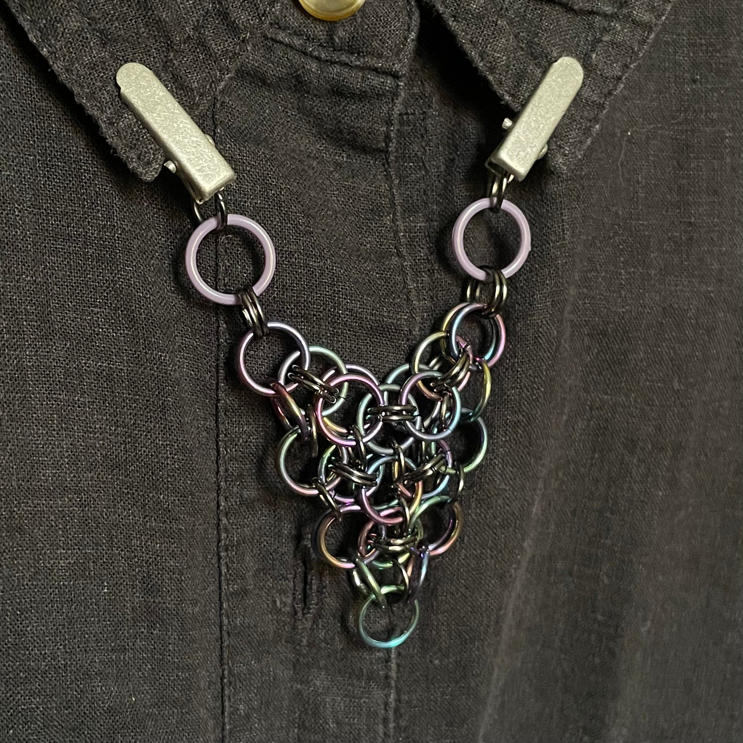 Oil slick chainmaille collar chain