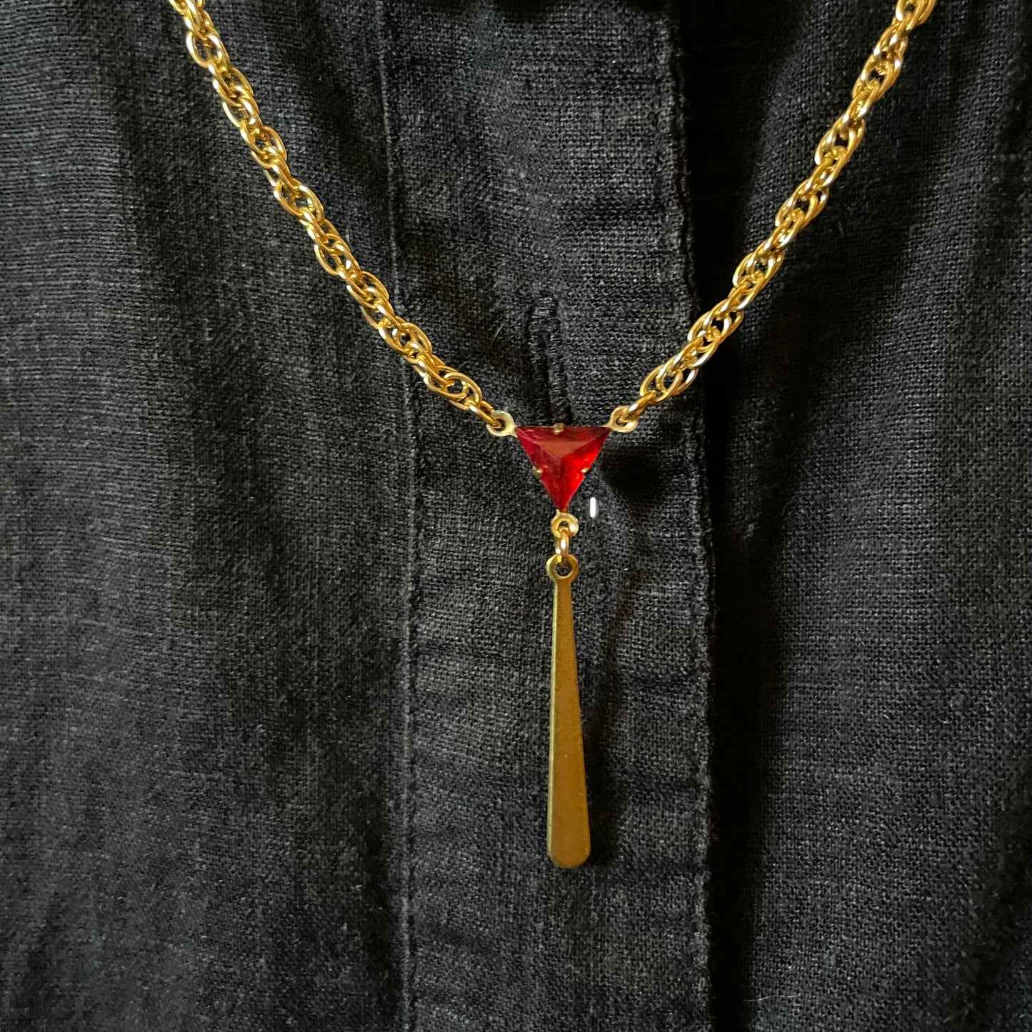Red pearl clip chain