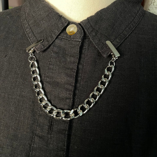 simple silver tone collar chain