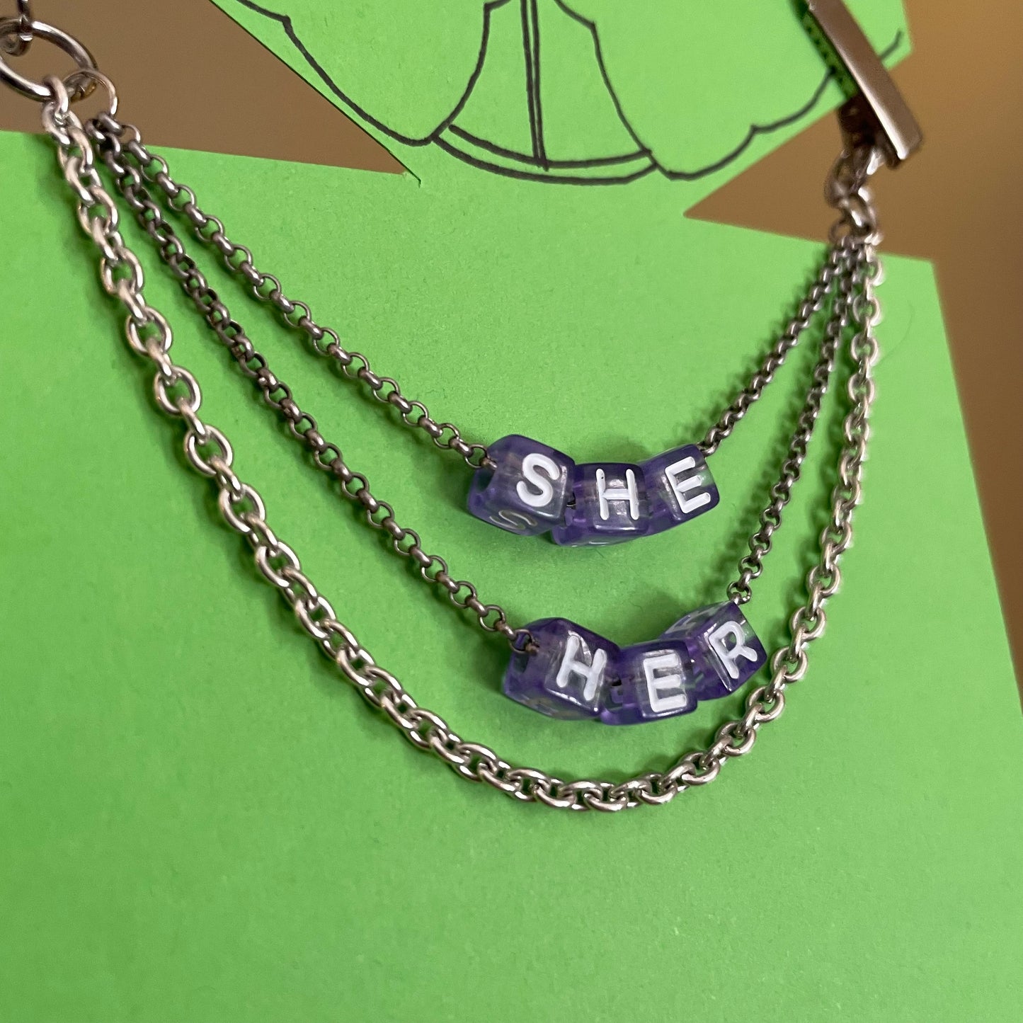 she/her Pronouns collar chain - silver & purple