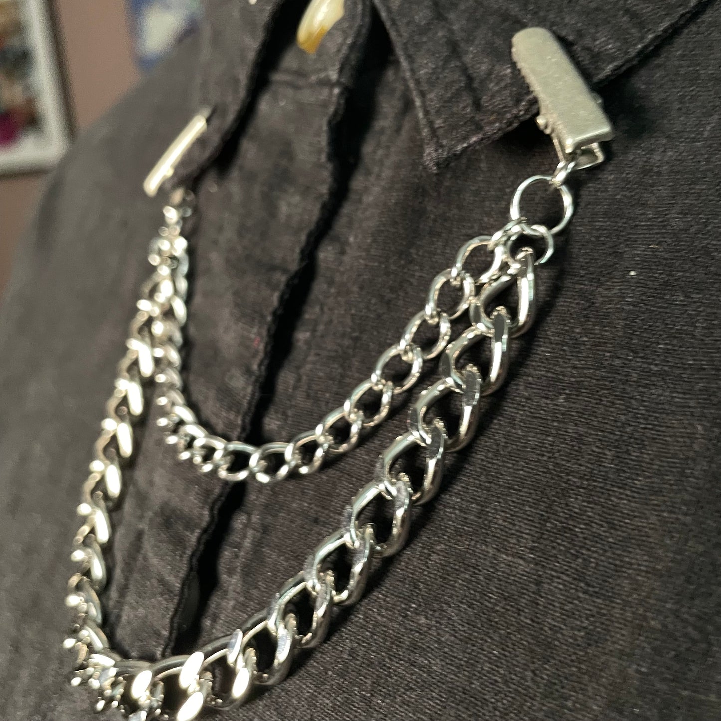 Dual chain silver tone collar clip
