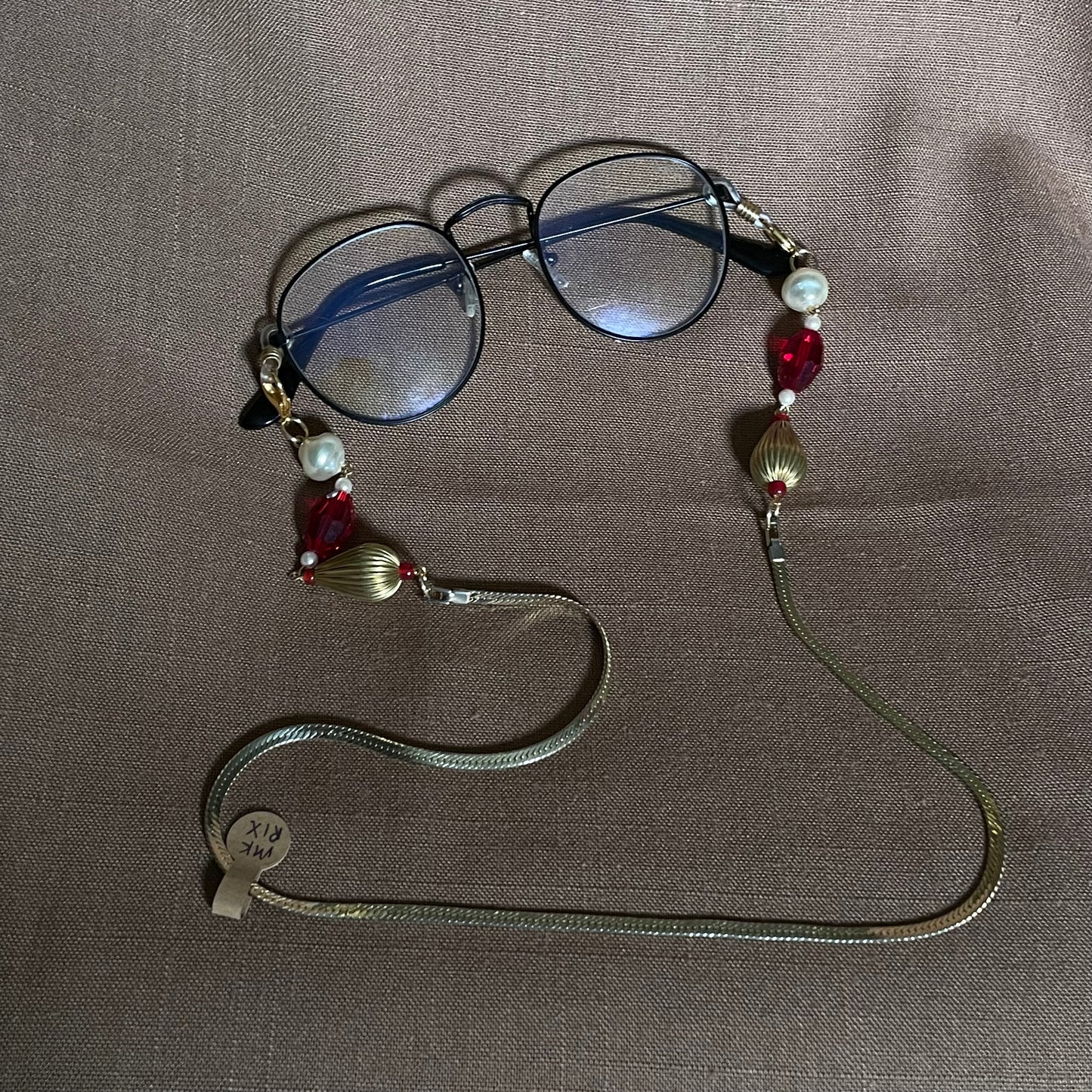 Ruby & Pearl eyeglass chain