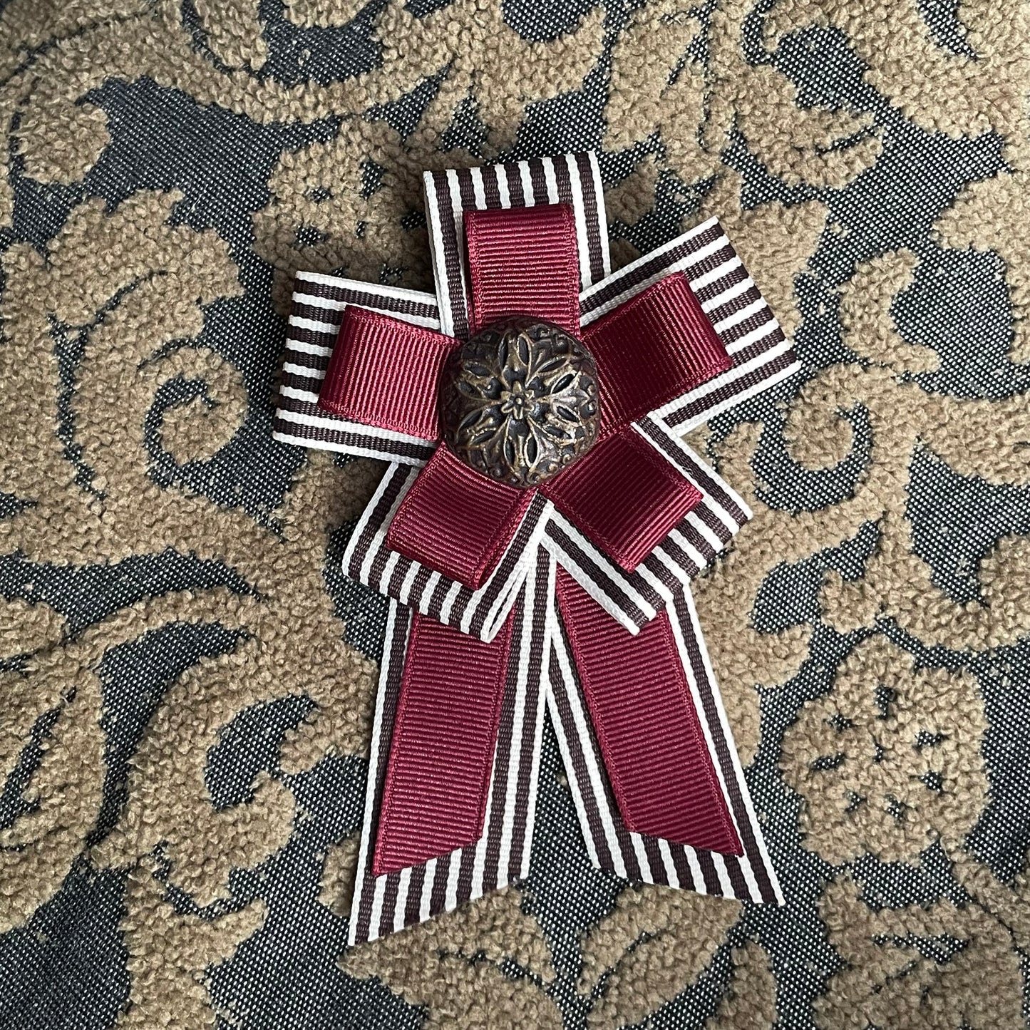 Prize Ribbon Badge Pin