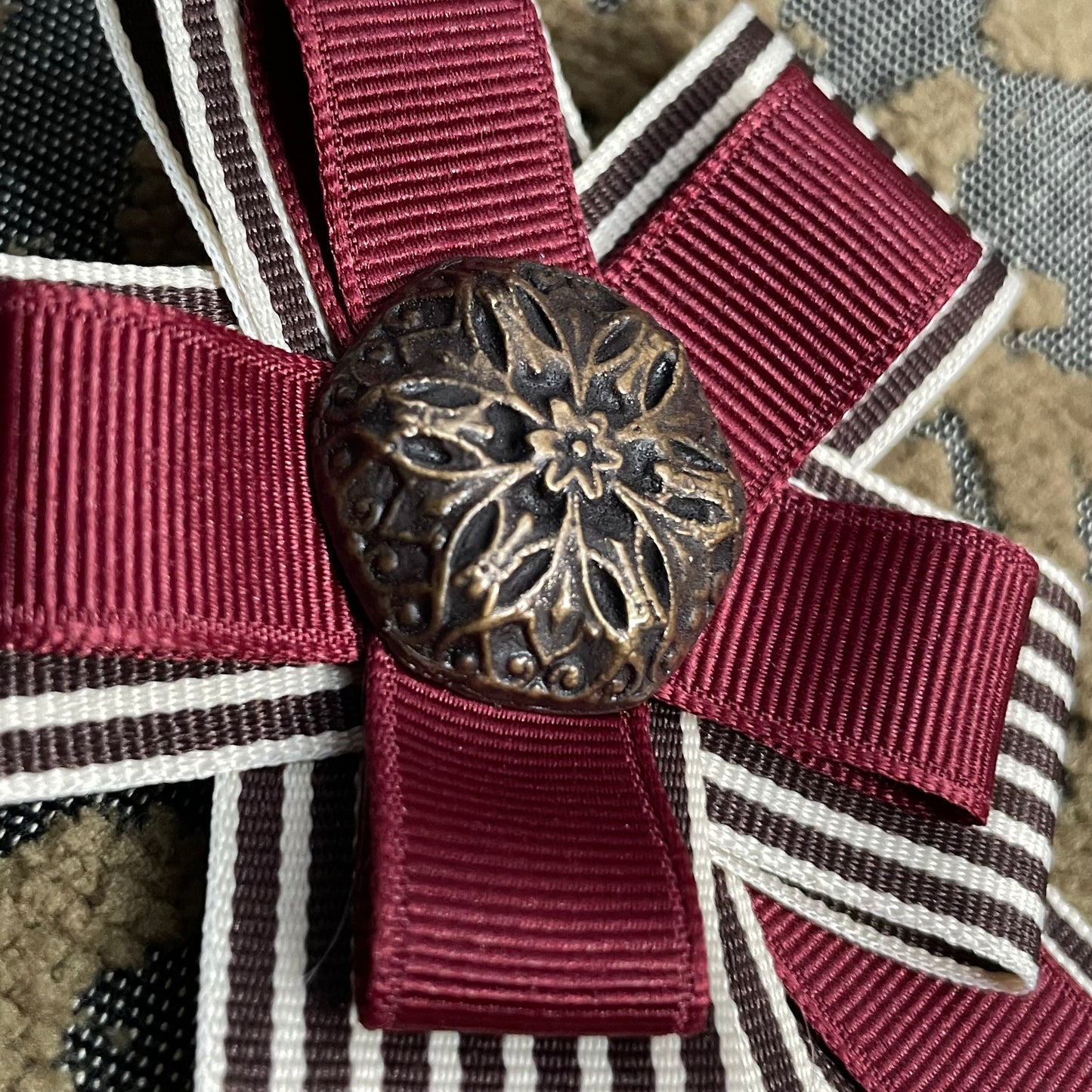 Prize Ribbon Badge Pin