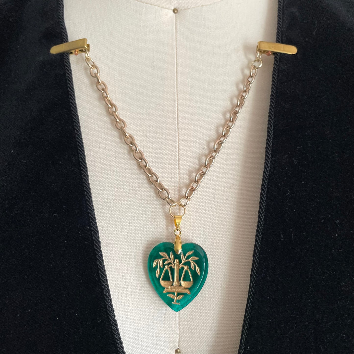 Libra scales heart clip chain - long green