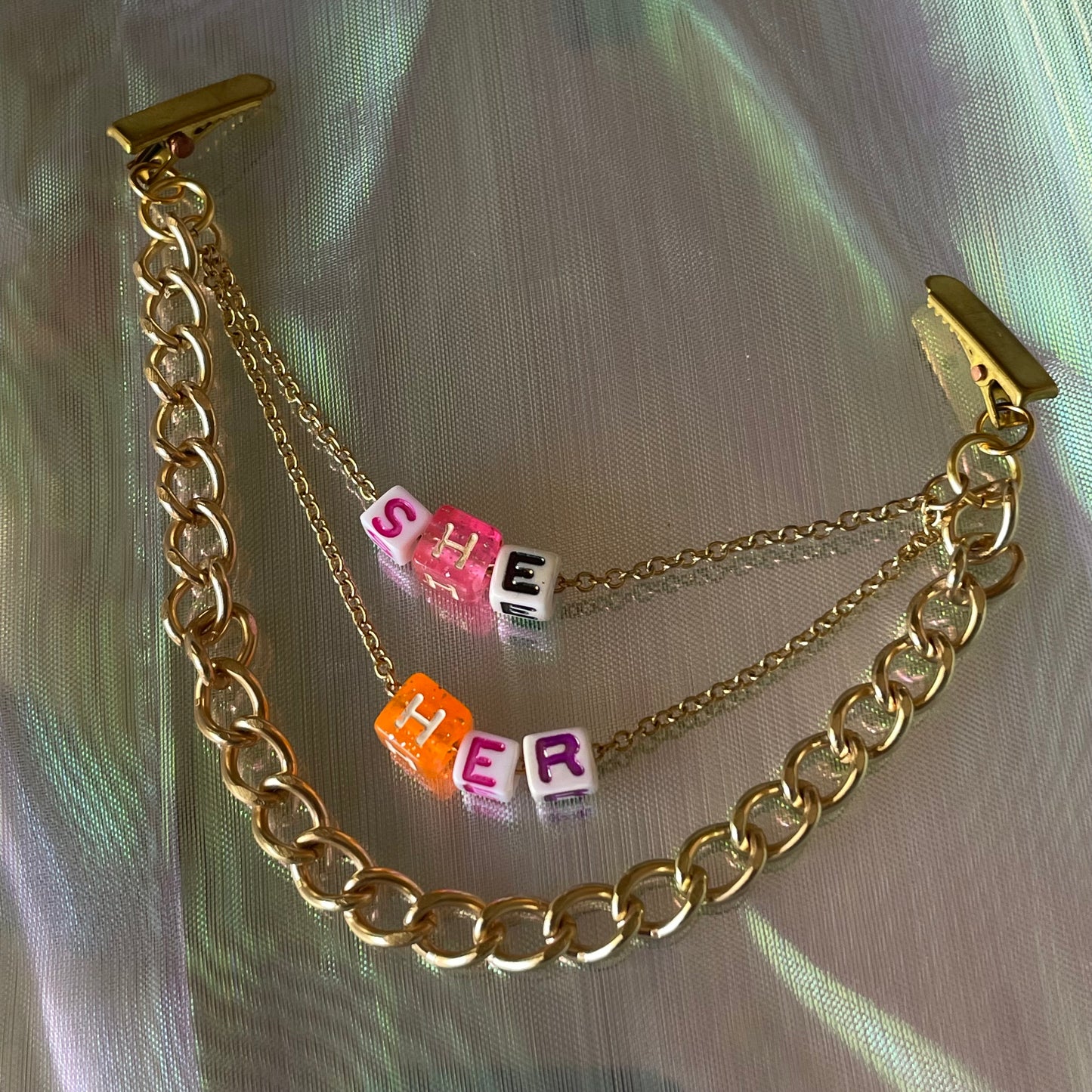 She/her clip chain - gold