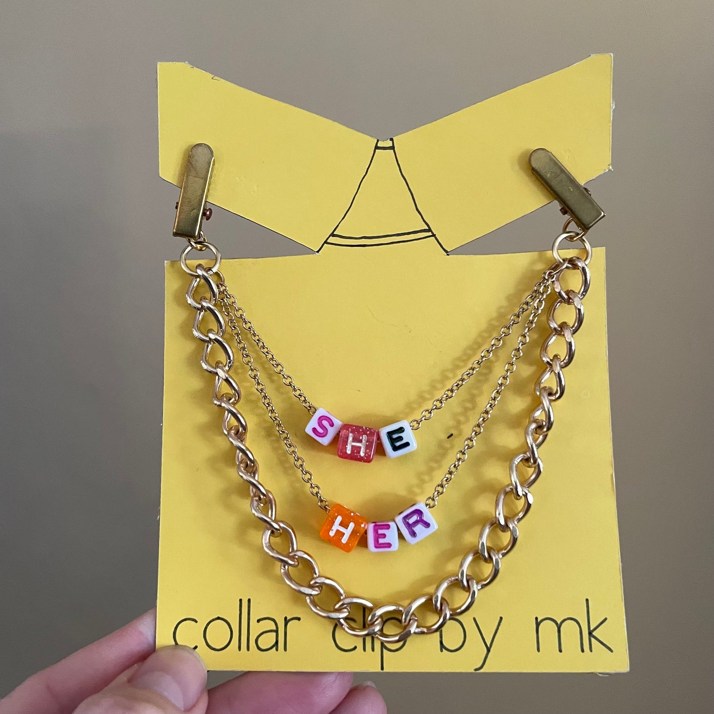 She/her clip chain - gold