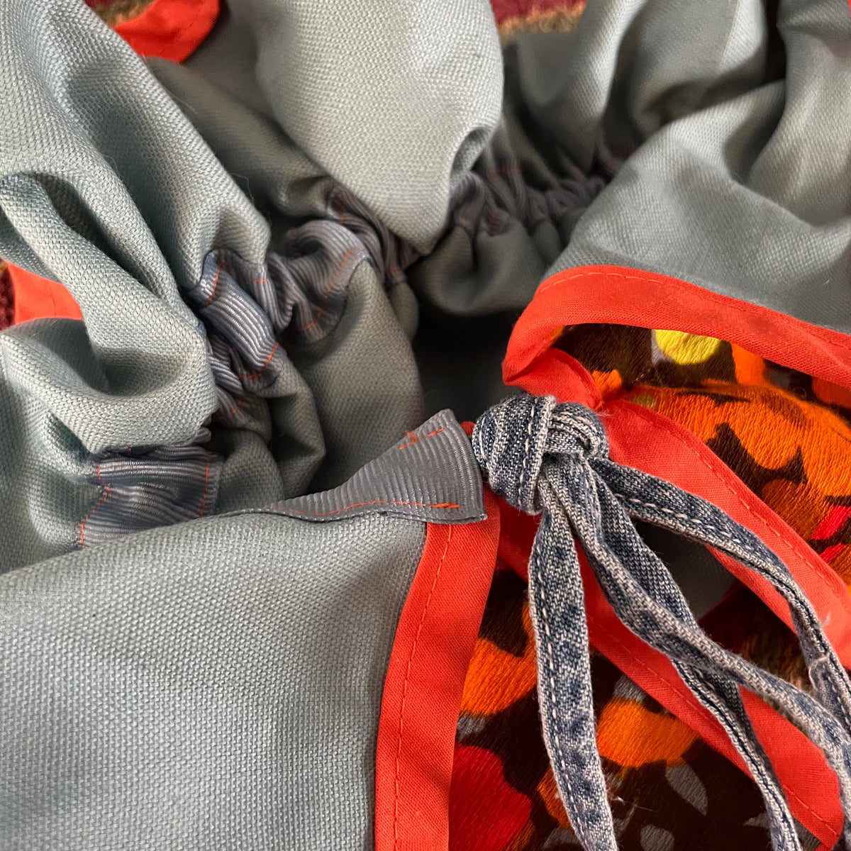 Vintage Floral Ruffle Collar