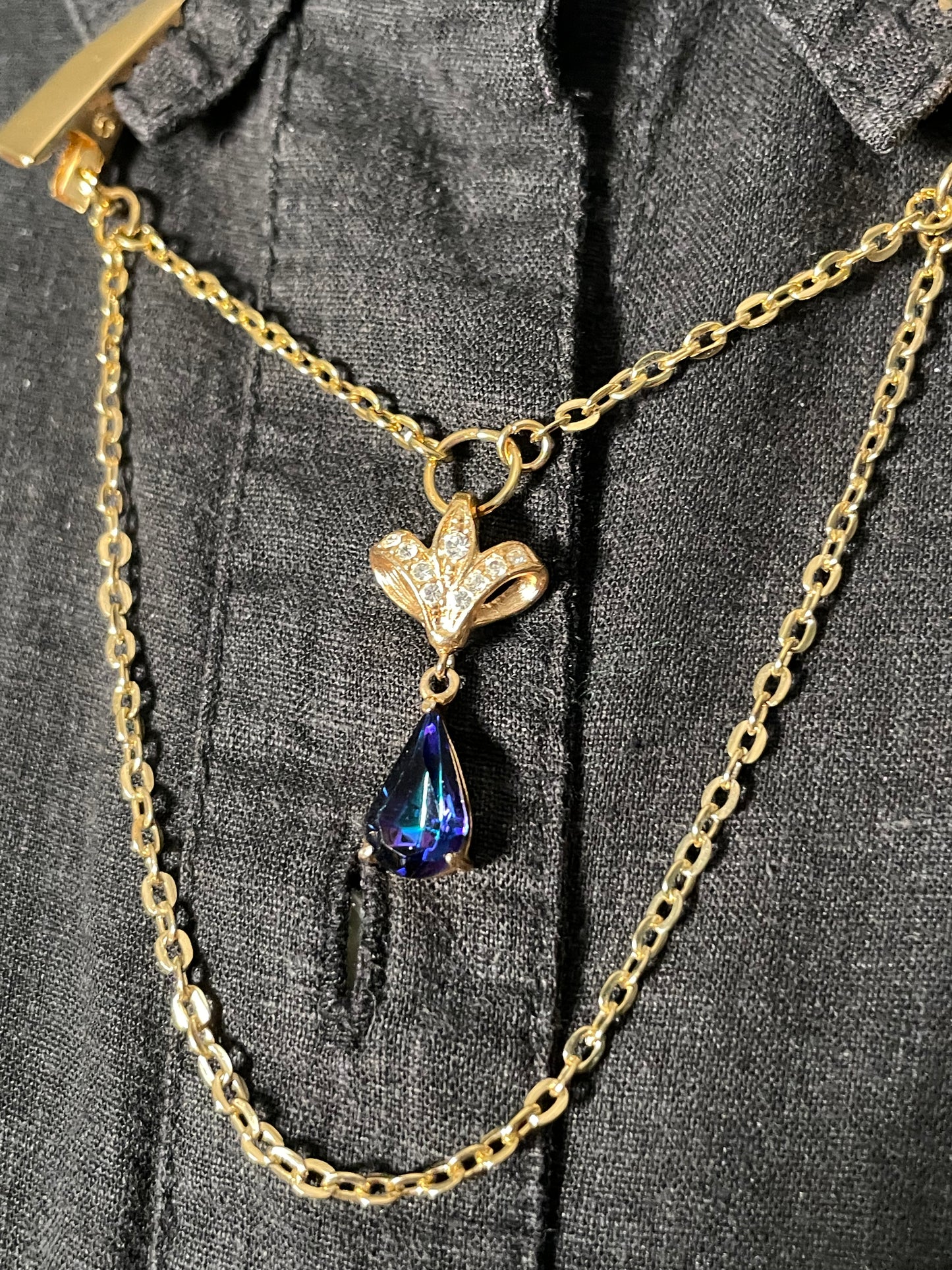 Indigo drop goldtone collar clip